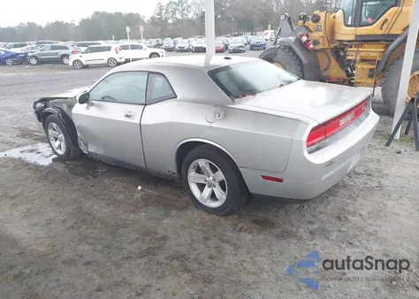 2010 Dodge Challenger Se z USA, uszkodzony, nr VIN 2B3CJ4DV6AH323250